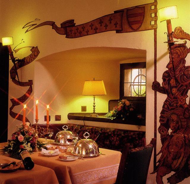 Hotel Und Restaurant Burg Schnellenberg آتندورن المظهر الخارجي الصورة