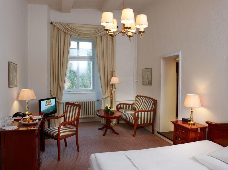 Hotel Und Restaurant Burg Schnellenberg آتندورن المظهر الخارجي الصورة