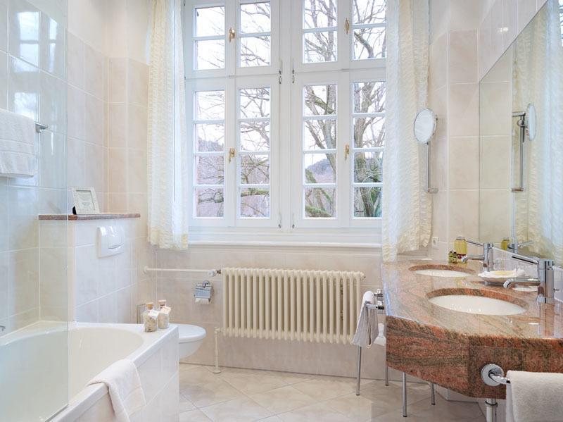 Hotel Und Restaurant Burg Schnellenberg آتندورن المظهر الخارجي الصورة