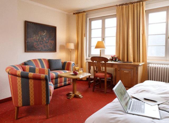 Hotel Und Restaurant Burg Schnellenberg آتندورن المظهر الخارجي الصورة