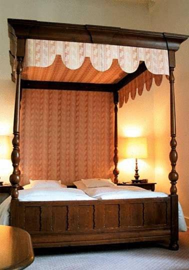 Hotel Und Restaurant Burg Schnellenberg آتندورن المظهر الخارجي الصورة