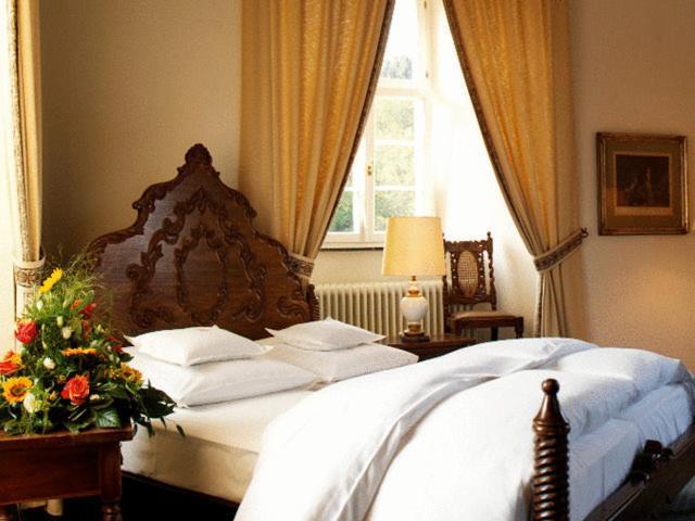 Hotel Und Restaurant Burg Schnellenberg آتندورن المظهر الخارجي الصورة