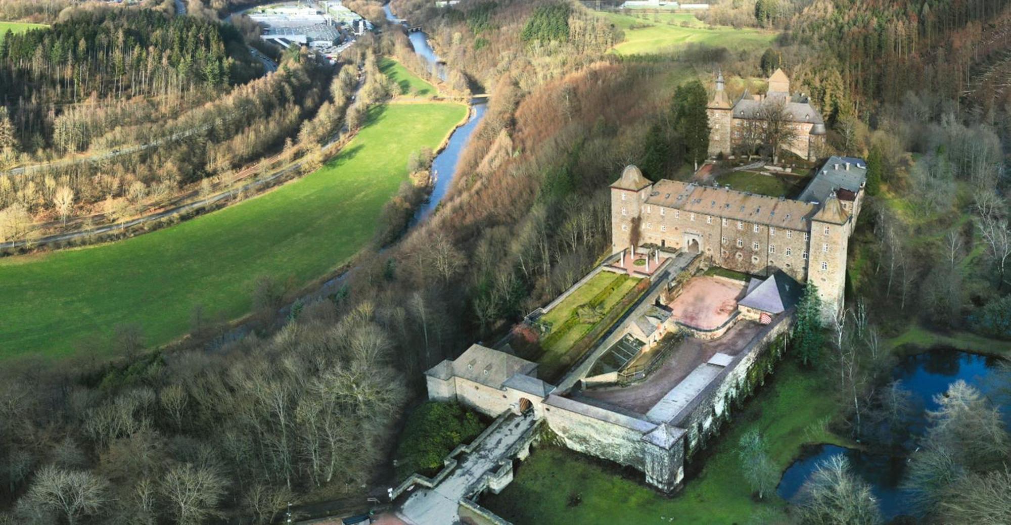 Hotel Und Restaurant Burg Schnellenberg آتندورن المظهر الخارجي الصورة