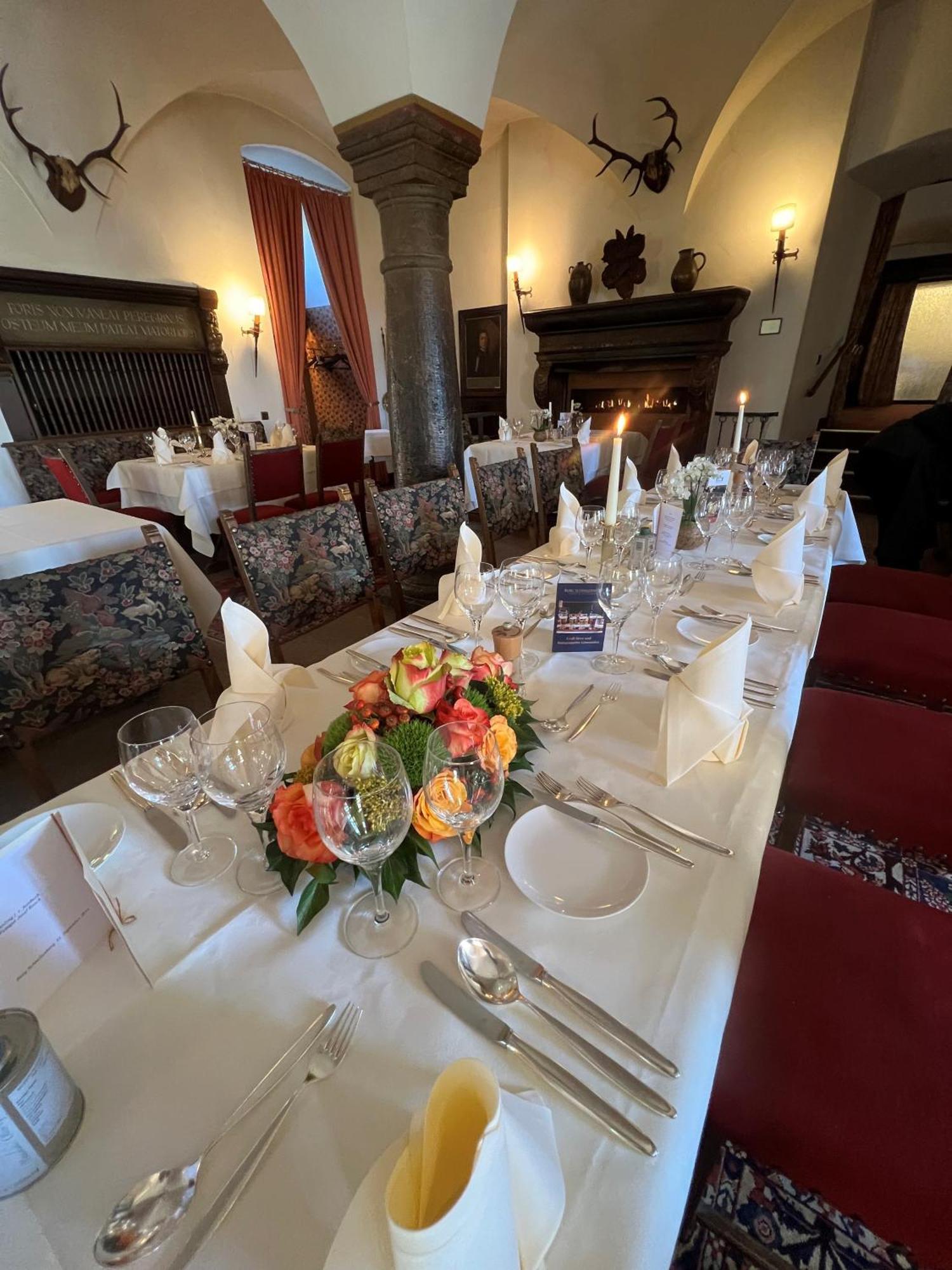 Hotel Und Restaurant Burg Schnellenberg آتندورن المظهر الخارجي الصورة